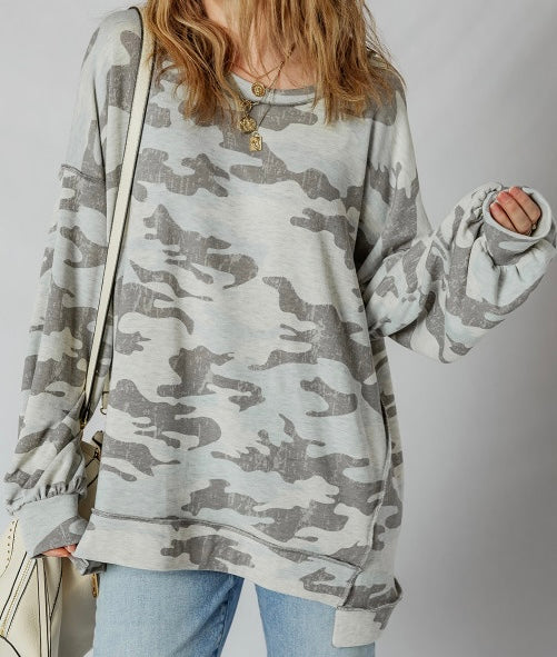 Retro Camouflage Print Exposed Seam Patchwork Drop Shoulder Sweatshirt