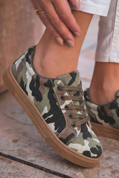 Camo Print Lace-up sneakers